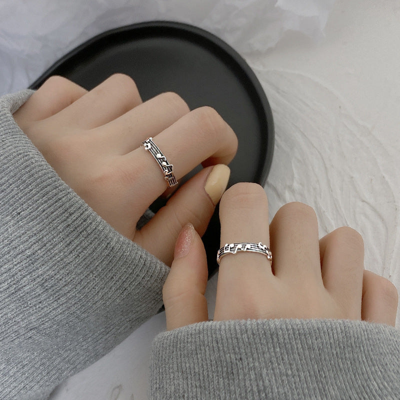 Anel de prata notas de música