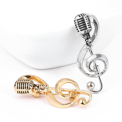Pin Musical Retro em Forma de Microfone